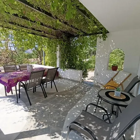 Sea & Stone House Semesterbostad